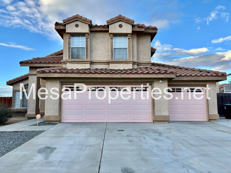 Beautiful 5-bedroom, 3-bathroom home situated in the vibrant city of Victorville! property image