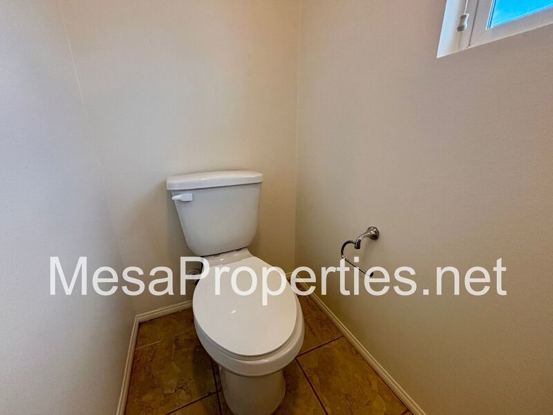 Large 4 Bedroom/3 Bath Home with 3 Car Garage in Fontana! property image