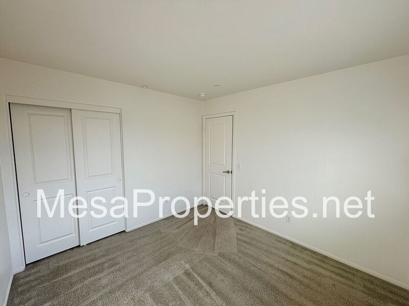 Large 4 Bedroom/3 Bath Home with 3 Car Garage in Fontana! property image