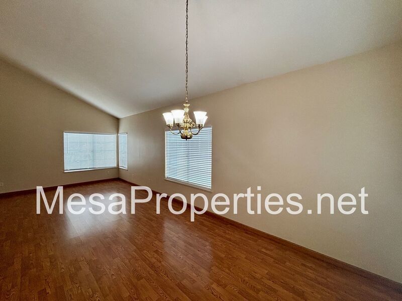 Beautiful 4 Bed / 3 Bath Home Near UCR & Canyon Crest Town Center property image