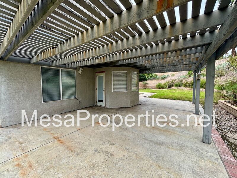 Beautiful 4 Bed / 3 Bath Home Near UCR & Canyon Crest Town Center property image