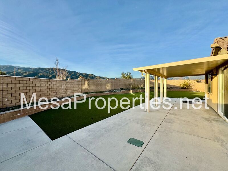Beautiful 3 Bed 2 Bath Home in Fontana property image