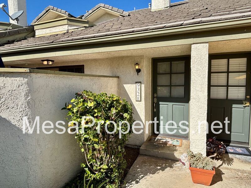 Gorgeous 2bed/2.5 ba Turnkey Townhome Located In The Heart Of Upland! property image
