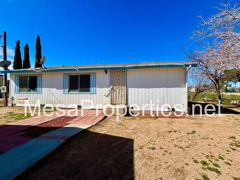 3 Bedroom 2 Bathroom Home in Hesperia property image