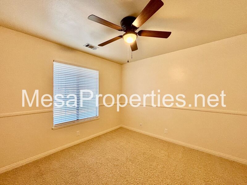 MUST SEE! 3 Bed 2 Bath Home in Hesperia + Bonus Room property image