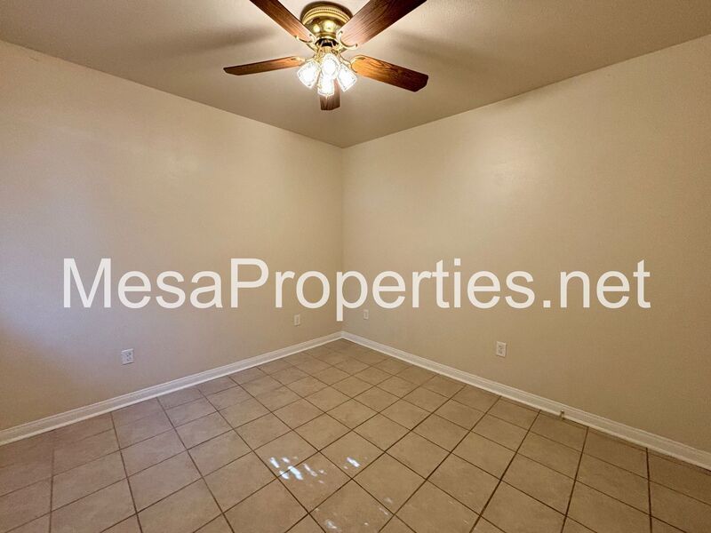 MUST SEE! 3 Bed 2 Bath Home in Hesperia + Bonus Room property image