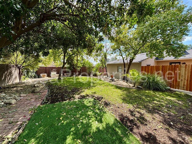 Beautifully Crafter 3 Bedroom Claremont Home property image