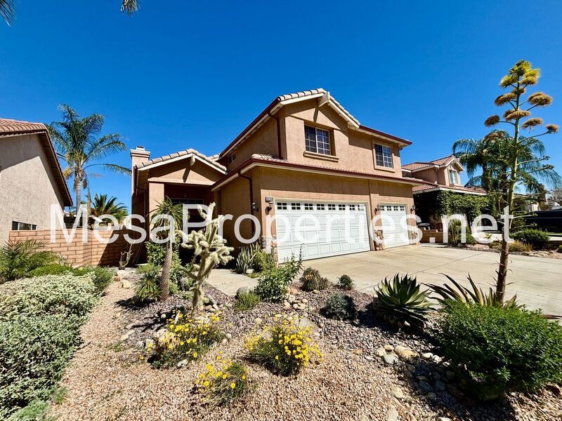 Beautiful 3 bed/3 ba home located in Fontana! property image