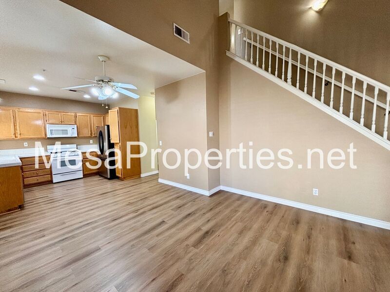 Beautiful 3 bed/3 ba home located in Fontana! property image