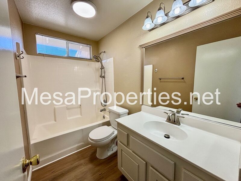 Beautiful 3 bed/3 ba home located in Fontana! property image