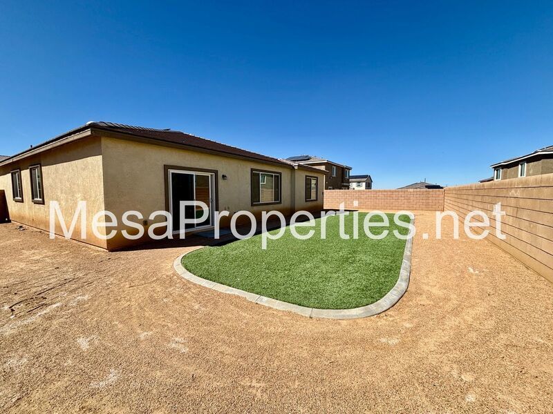 Newly Built 4 Bed 2 Bath Home in Victorville! property image