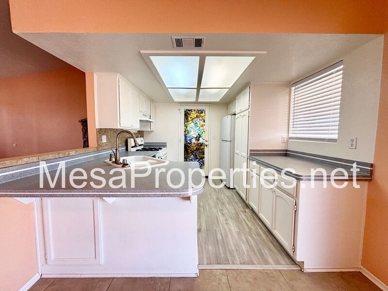 Nice 3 Bedroom 2 Bathroom Home in Apple Valley property image