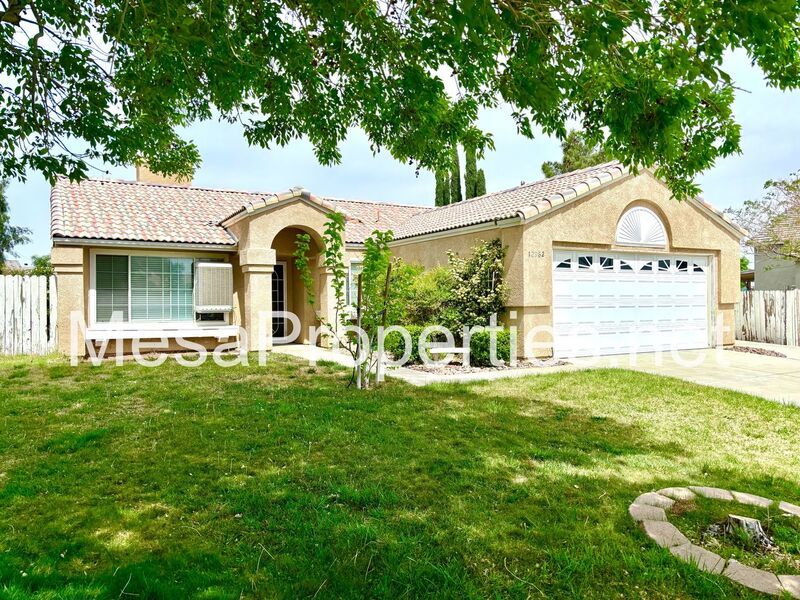 Beautiful 3 Bed 2 Bath Home in Victorville! property image