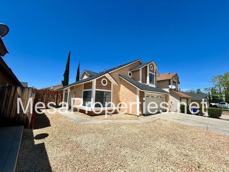 Beautiful 3 Bed 2.5 Bath Home in Victorville! property image