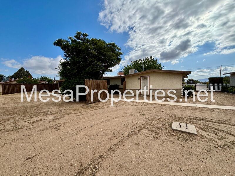 3-Bedroom, 1-Bathroom Home in Hesperia! property image