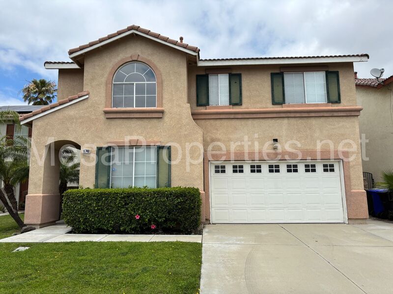 Beautiful 3 Bedroom, 2.5 Bathroom Home in Fontana near Sierra Lakes! property image