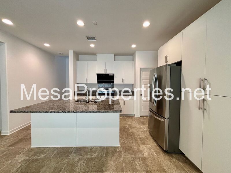 Newly Built 5BR Luxury Home in Aurora Park Gated Community in Fontana! property image