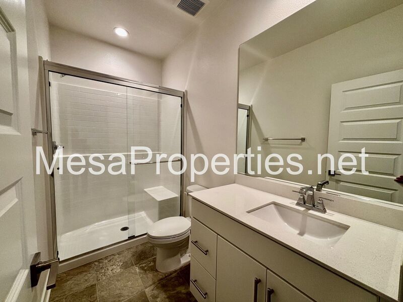 Newly Built 5BR Luxury Home in Aurora Park Gated Community in Fontana! property image