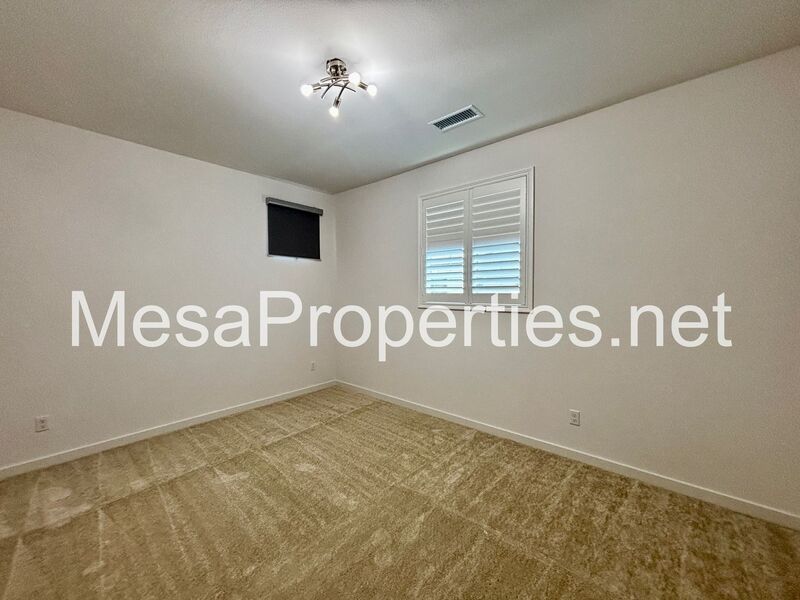 Newly Built 5BR Luxury Home in Aurora Park Gated Community in Fontana! property image