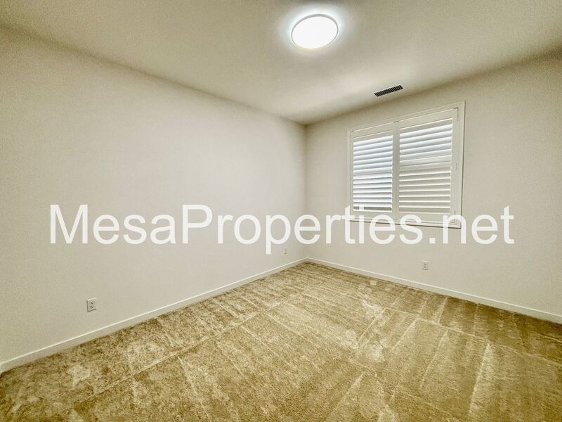 Newly Built 5BR Luxury Home in Aurora Park Gated Community in Fontana! property image