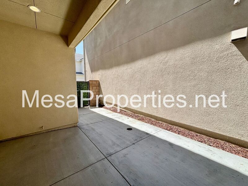 Newly Built 5BR Luxury Home in Aurora Park Gated Community in Fontana! property image
