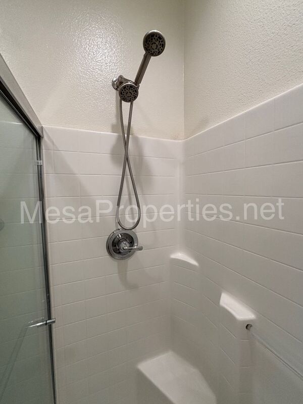 Stunning 3-bedroom, 3-bathroom townhome in Pomona! property image
