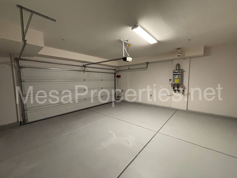 Stunning 3-bedroom, 3-bathroom townhome in Pomona! property image