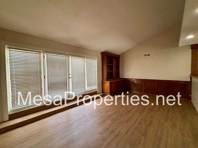 Well Maintained 3BR Ranch Home with Pool in Riverside property image