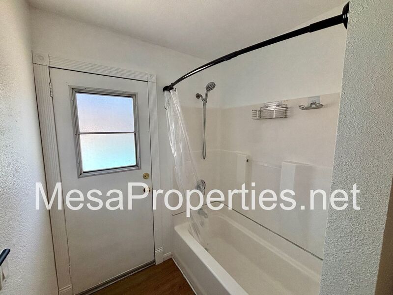 Well Maintained 3BR Ranch Home with Pool in Riverside property image