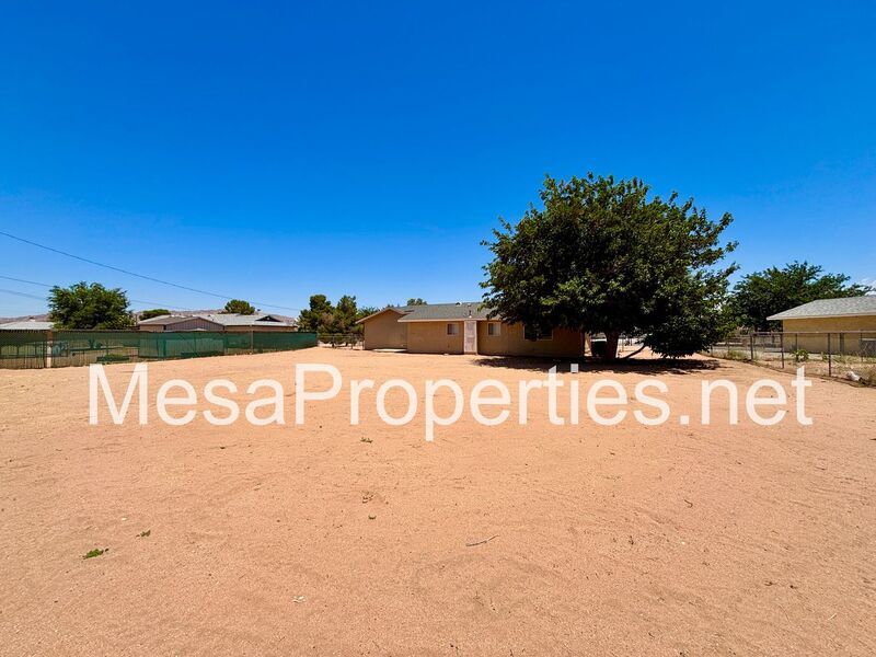 Nice 3 Bed/2 Bath on a cul de sac in Apple Valley property image