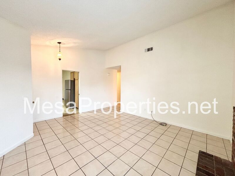 3 Bedroom 2 Bathroom Home In Victorville! property image