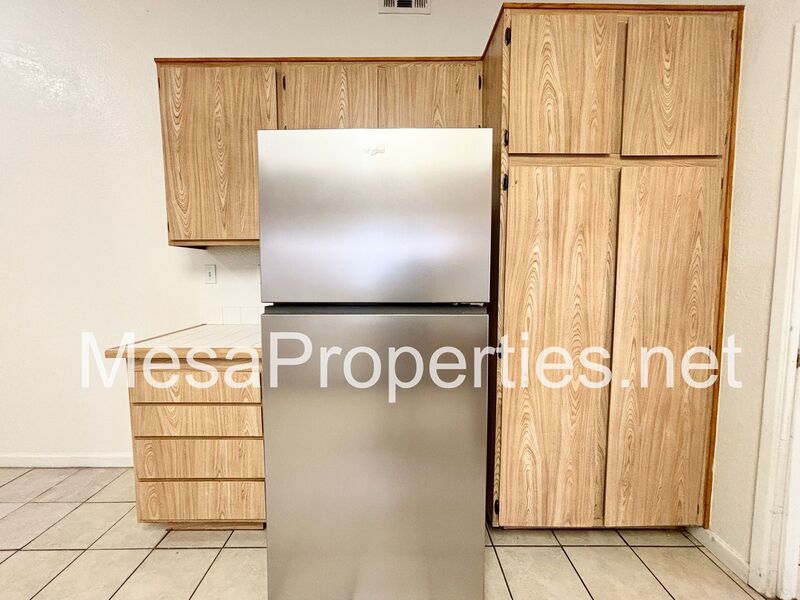 3 Bedroom 2 Bathroom Home In Victorville! property image