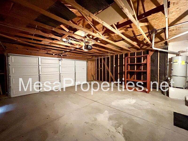 3 Bedroom 2 Bathroom Home In Victorville! property image