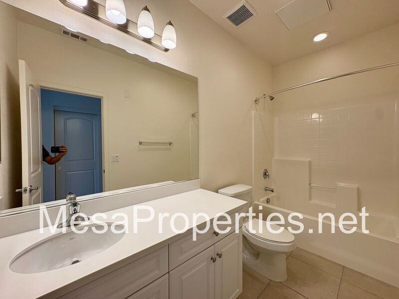 Charming 2 Bed 2.5 Bath Townhome in Montclair property image