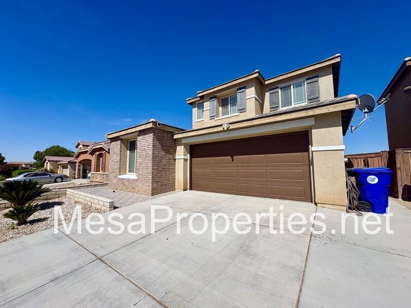 NEW CARPET! 5 Bed 3 Bath Home in Victorville property image