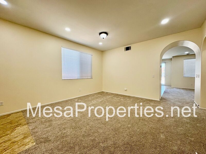 NEW CARPET! 5 Bed 3 Bath Home in Victorville property image