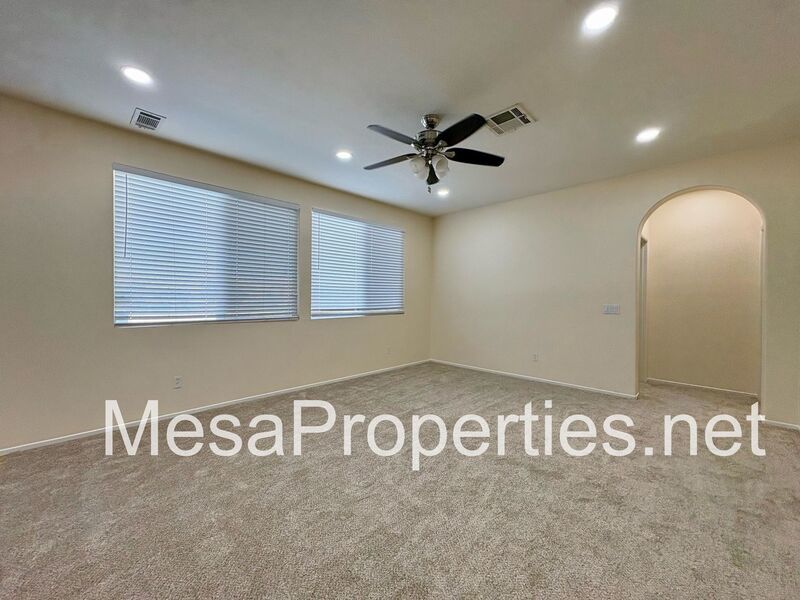 NEW CARPET! 5 Bed 3 Bath Home in Victorville property image