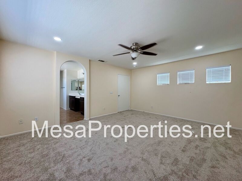 NEW CARPET! 5 Bed 3 Bath Home in Victorville property image