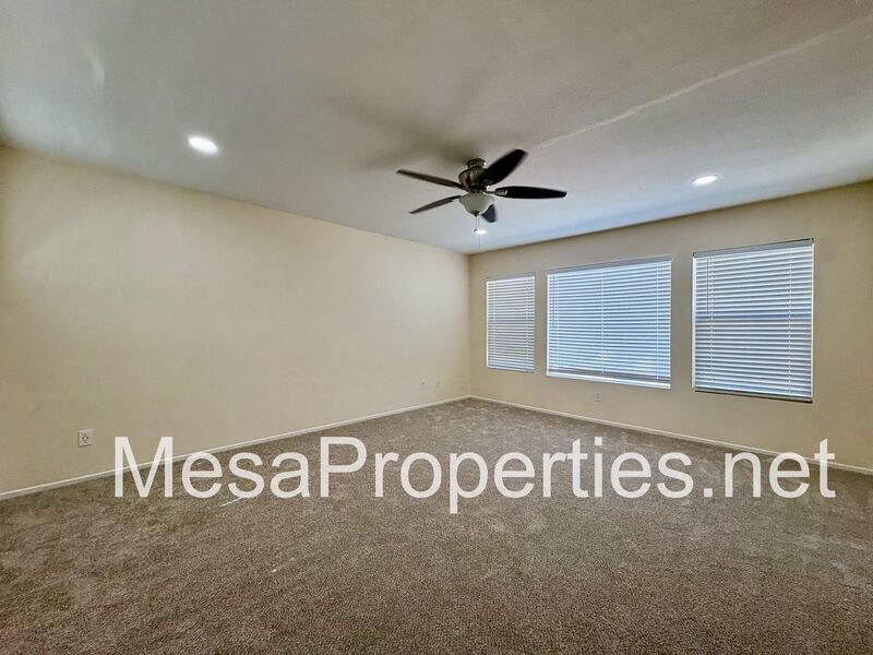NEW CARPET! 5 Bed 3 Bath Home in Victorville property image