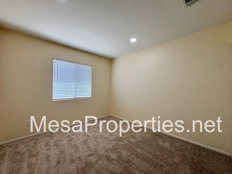 NEW CARPET! 5 Bed 3 Bath Home in Victorville property image