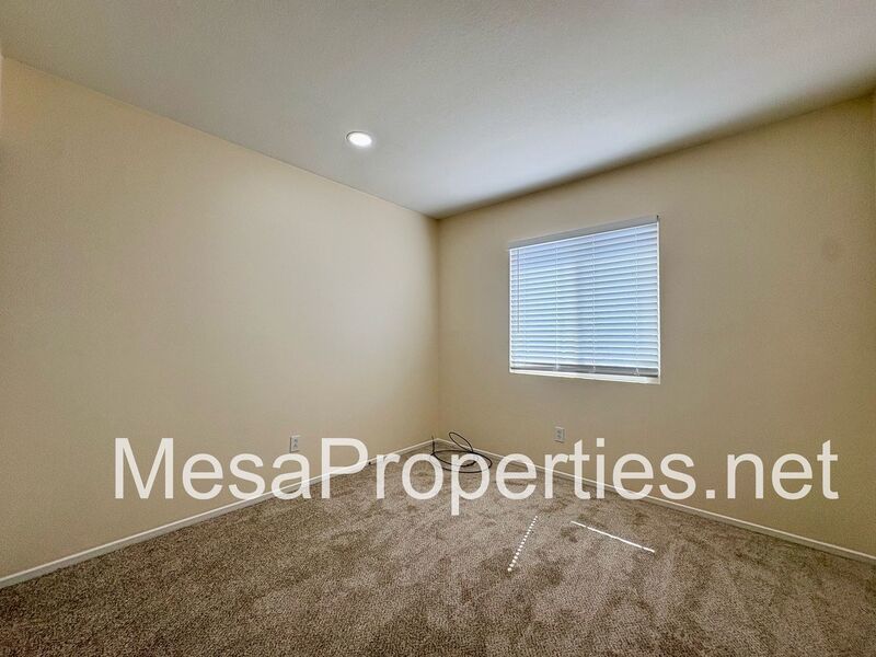 NEW CARPET! 5 Bed 3 Bath Home in Victorville property image