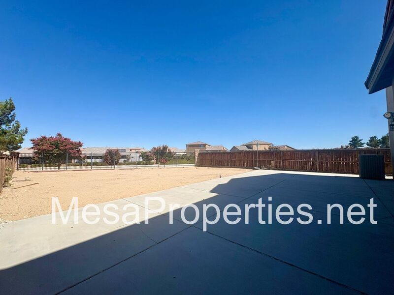 NEW CARPET! 5 Bed 3 Bath Home in Victorville property image