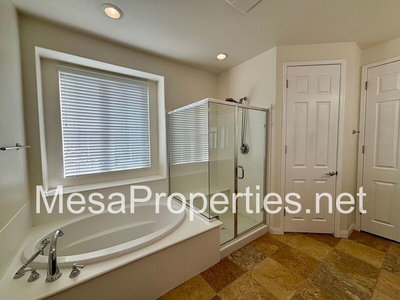 Beautiful 5 Bedroom / 4 Bathroom Home in Rancho Cucamonga! property image