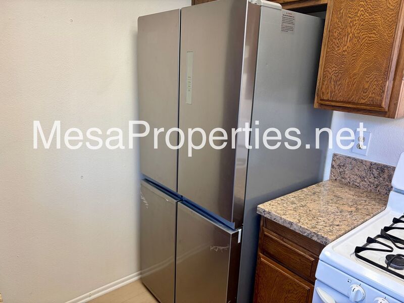 Move-In Ready 2 bed, 1 bath Townhome in Upland! property image
