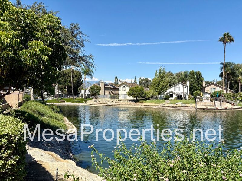 Gorgeous, Updated Move-In Ready 2 bed/1.5 ba Condo in Portofino at Creekside in Ontario! property image