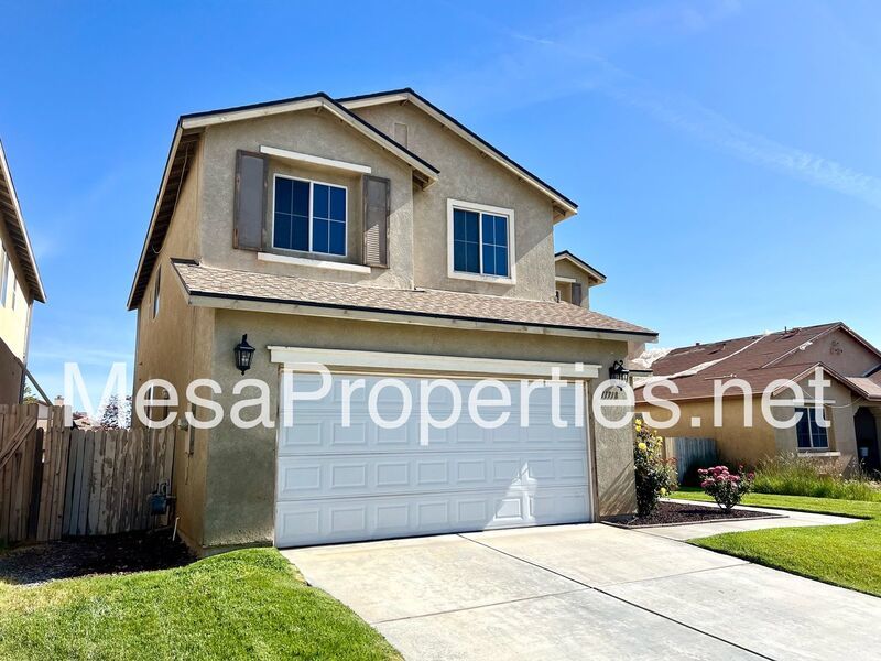 Move in Ready 4 Bed 3 Bath Home in Victorville property image