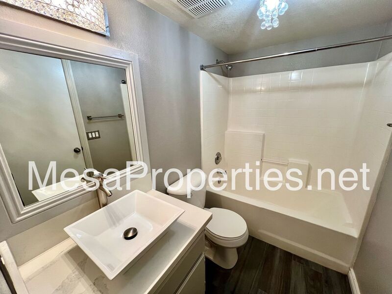 Move in Ready 4 Bed 3 Bath Home in Victorville property image