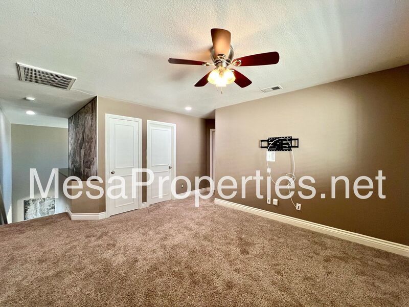 Move in Ready 4 Bed 3 Bath Home in Victorville property image