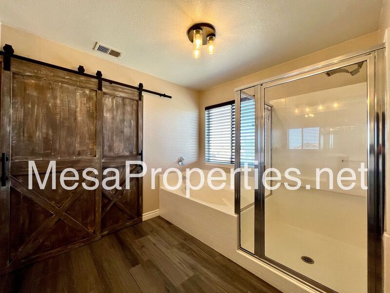 Move in Ready 4 Bed 3 Bath Home in Victorville property image