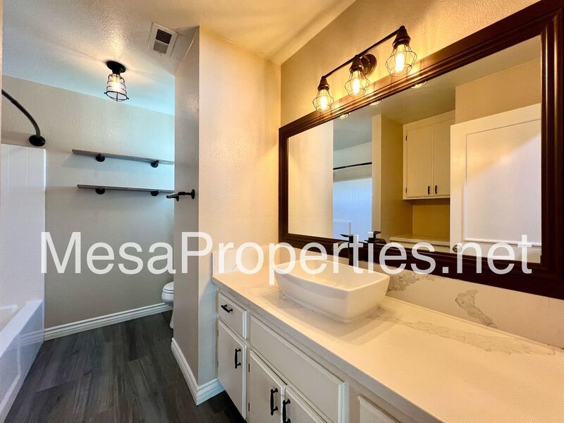 Move in Ready 4 Bed 3 Bath Home in Victorville property image